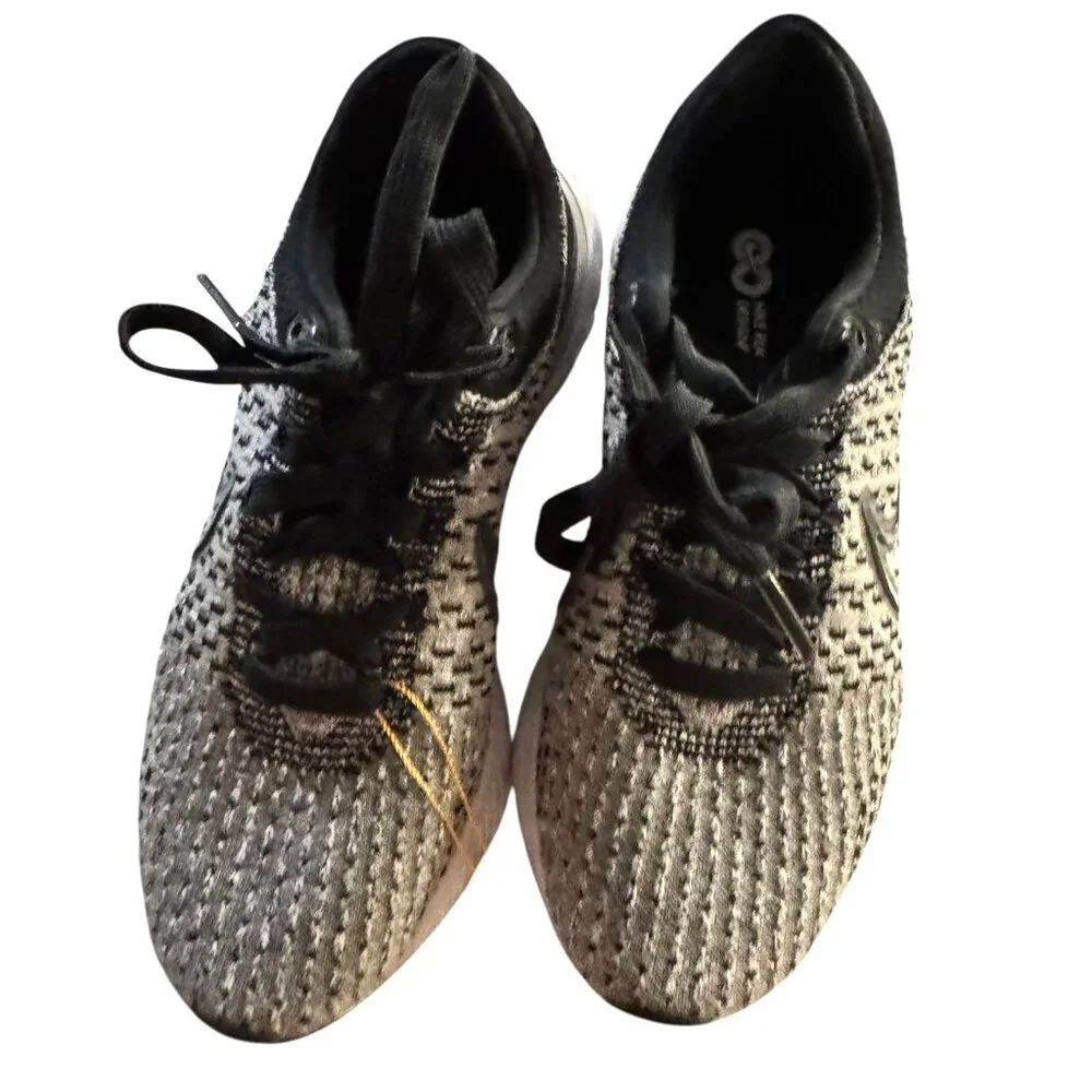 Nike React Infinity Run‎ Flyknit Black/White Running Shoes Women's Size 6.5